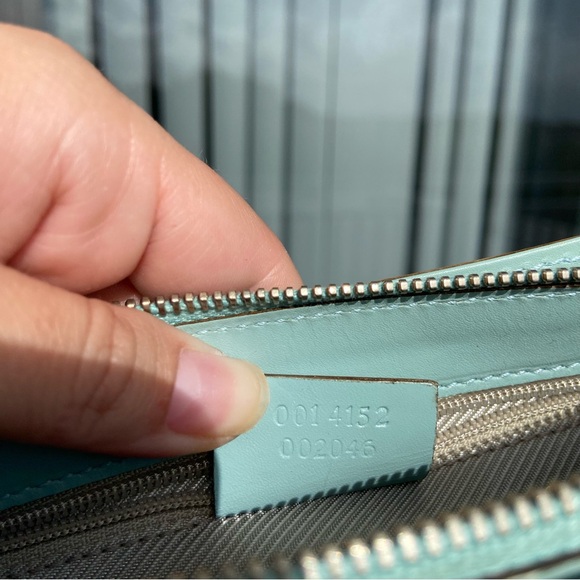 Blue Gucci Shoulder Bag Flawed* - Picture 10 of 15